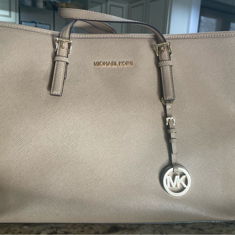 Michael Kors jet set Serafino large tote camel